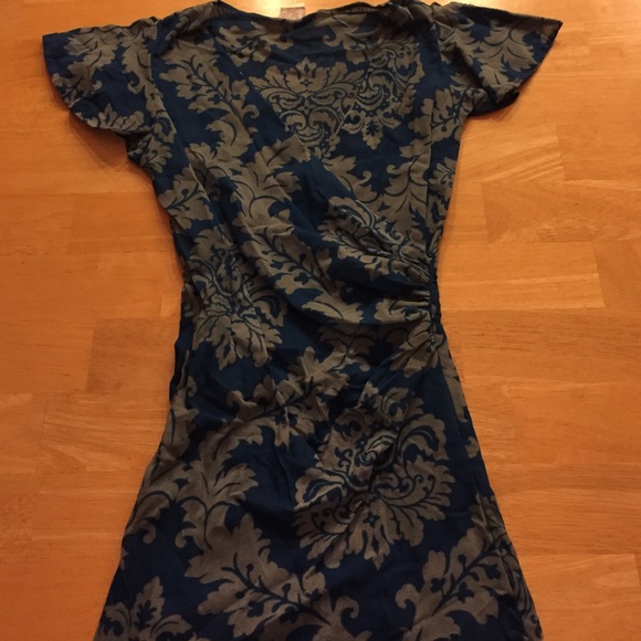 Slit sleeve mesh top