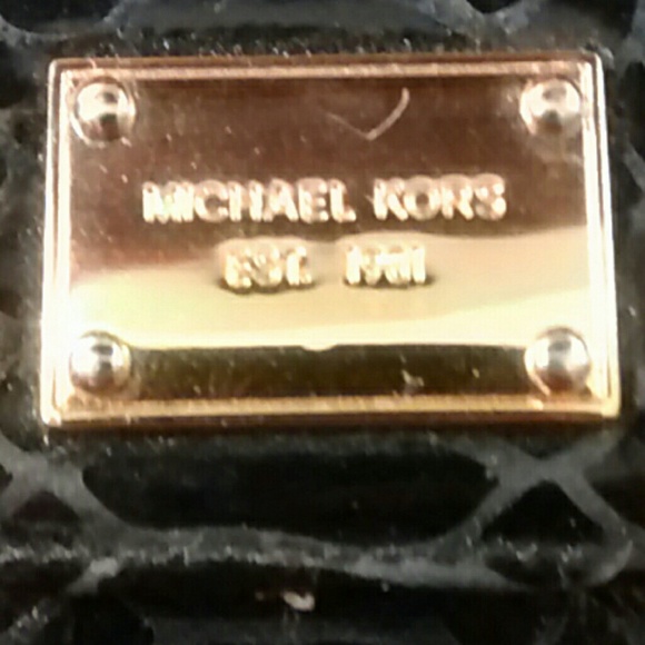 Michael Kors iphone wallet - Picture 2 of 4