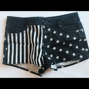 Patriotic black denim shorts.