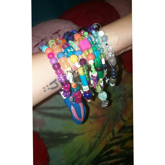 super colorful kanDi braclet bunDle ::)