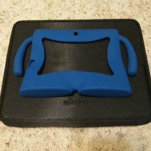 Rubber bumper for a 7 inch tablet