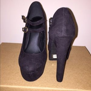 Forever 21 Suede Heels
