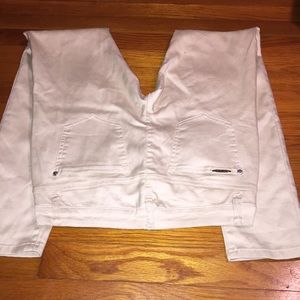 Celebrity • Pink size 7 skinny jeans