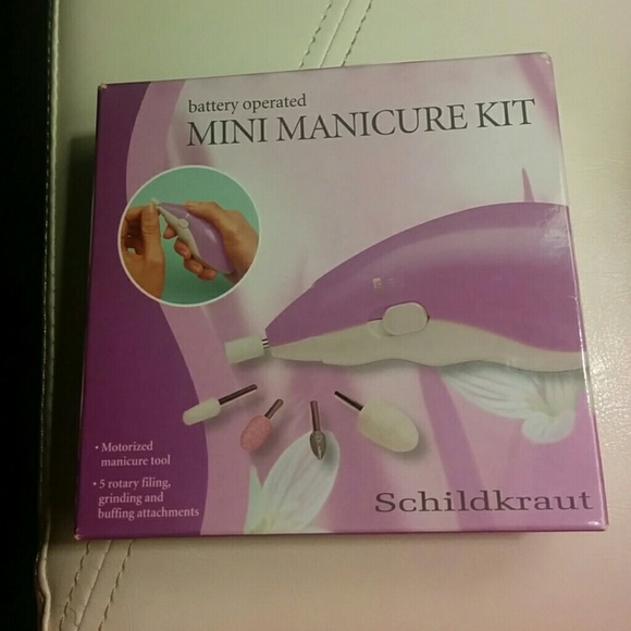 Mini Manicure Kit (battery operated) - Picture 1 of 2