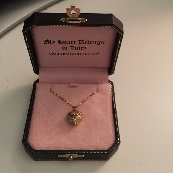 NEW Juicy Couture Necklace Gold Heart Sparkly