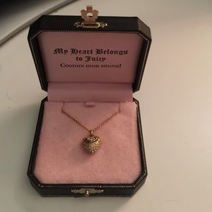 NEW Juicy Couture Necklace Gold Heart Sparkly