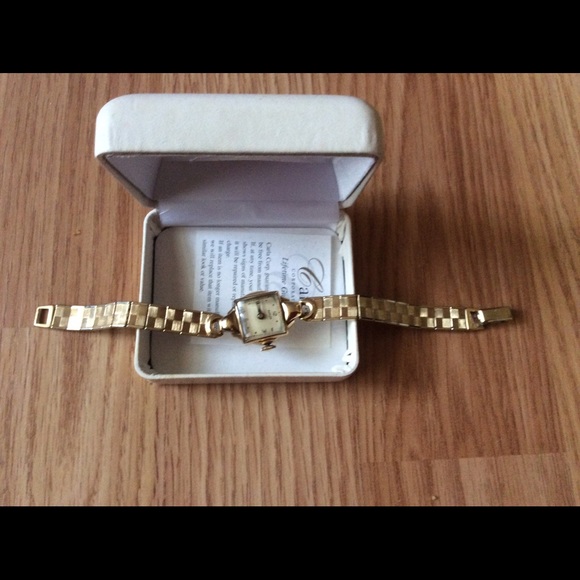 Vintage 1920s 14k Gold Avalon Watch