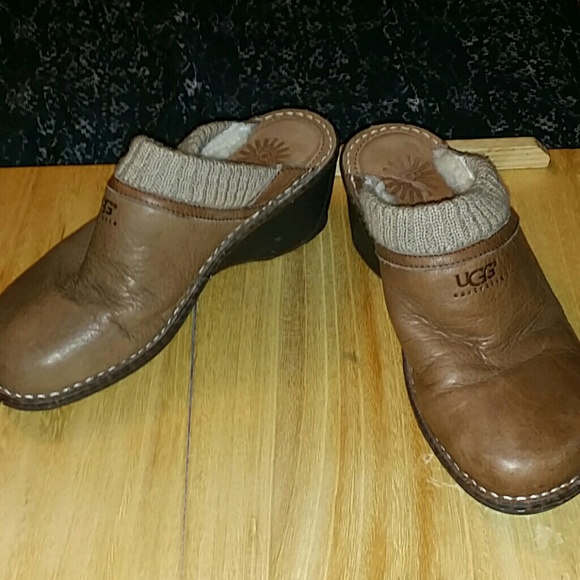 Ugg slip on clogs