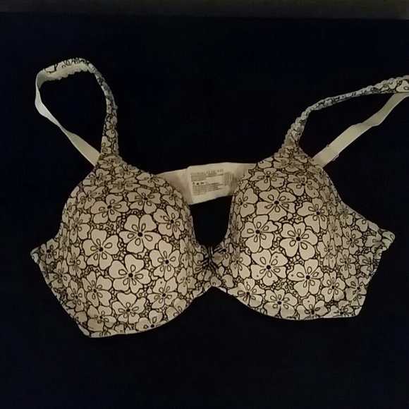 Victorias secret bra, very slightly worn