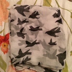 Bird scarf 👍🏻