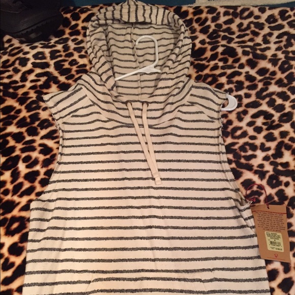 Brand New True Religion top