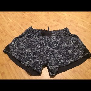 Lululemon. Go The Distance Shorts. Size 10