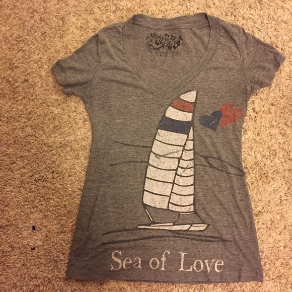 Cute "Sea of Love" v-neck shirt