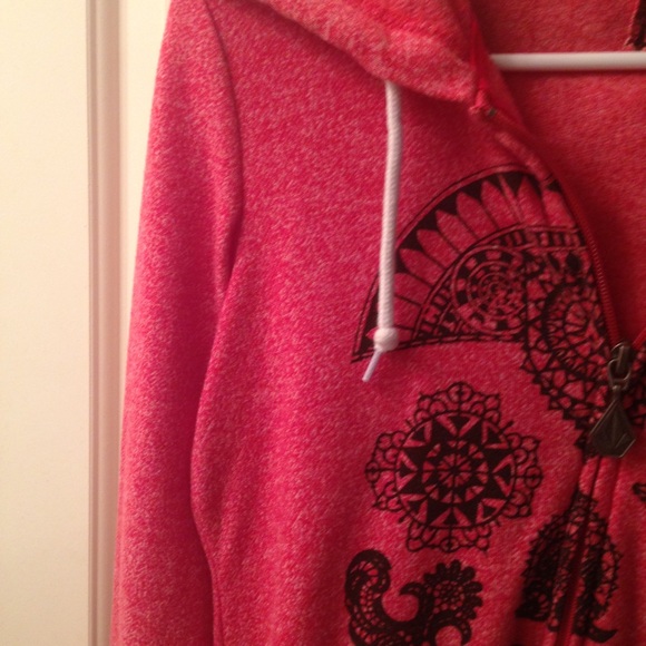 Tribal Pattern Salmon Hoodie - Picture 2 of 3