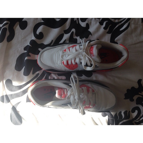 SOLD - Picture 2 of 4