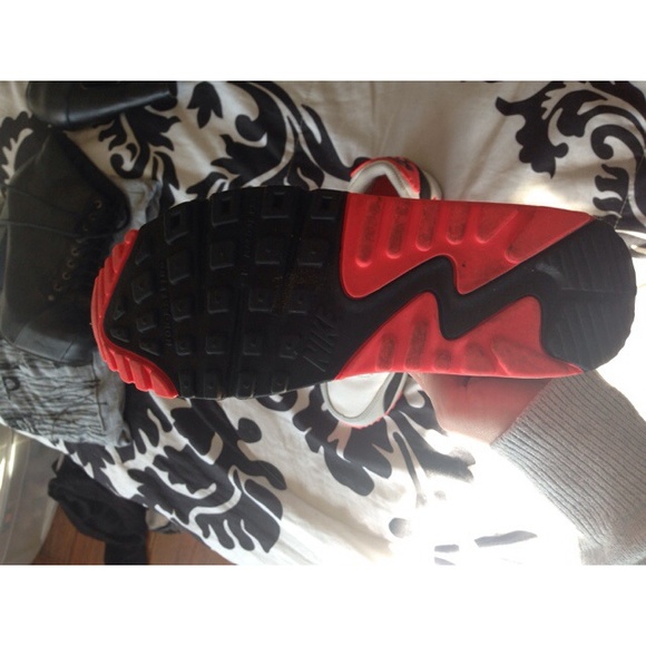 SOLD - Picture 3 of 4