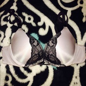 Victoria Secret Bombshell Plunge Bra
