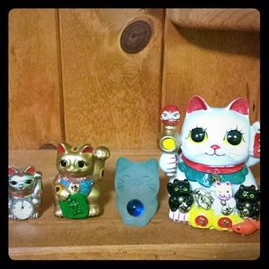 Set of 4 Lucky Cat Figures