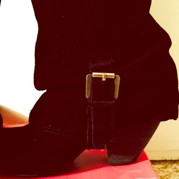 Black Boots