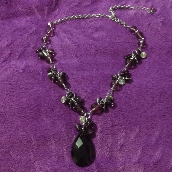 Elegant necklace