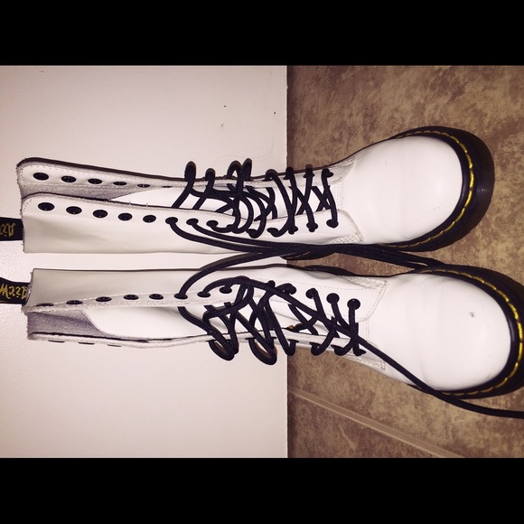 Dr.Martens