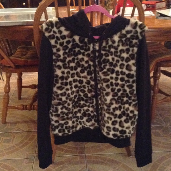 VS Pink cheats sweater