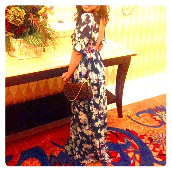 BCBGeneration Maxi Dress with open back - Picture 1 of 4