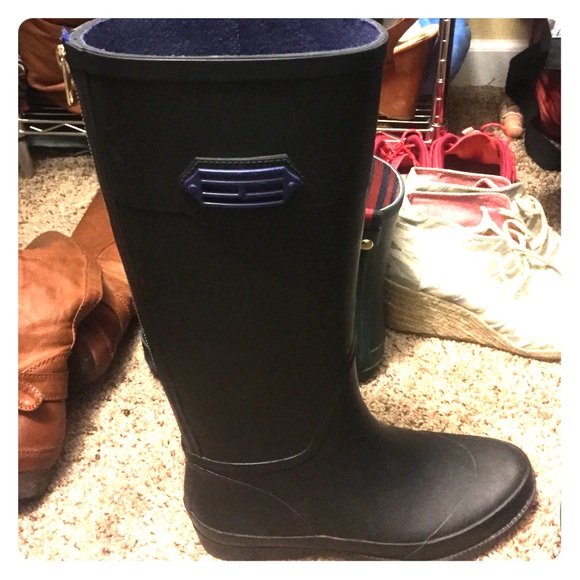 Black Tommy Hilfiger rain riding boots