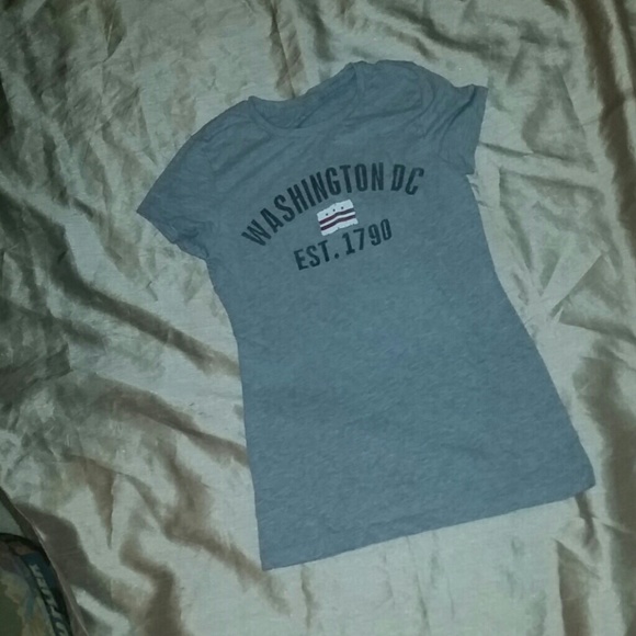 Small grey Washington DC shirt vintage