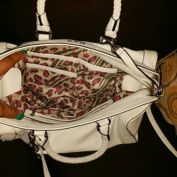 Handbag - Picture 2 of 2
