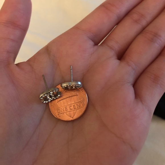 ❤️RESERVED❤️Authentic CHANEL CRYSTAL STUDS (small) - Picture 7 of 7