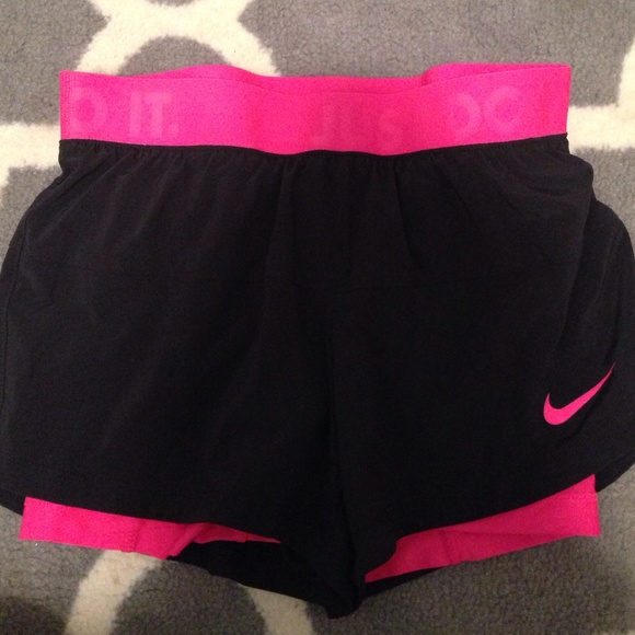 Nike running shorts xs - Picture 4 of 4