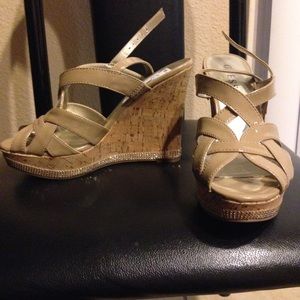 GUESS heels