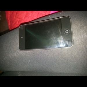 Black iPod. 32GB.