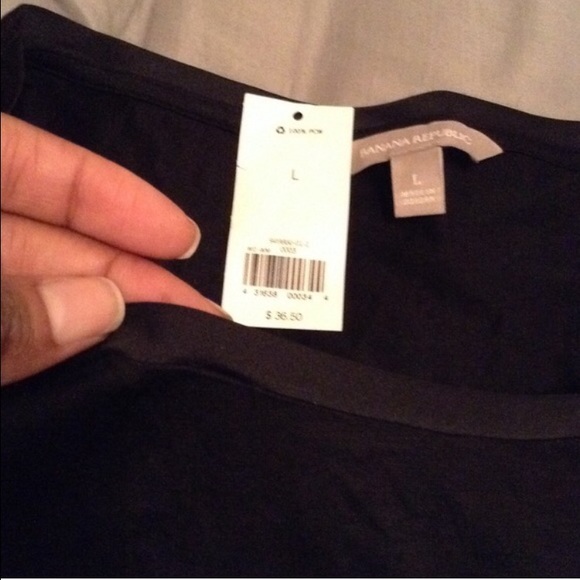 Banana Republic Basic Tee