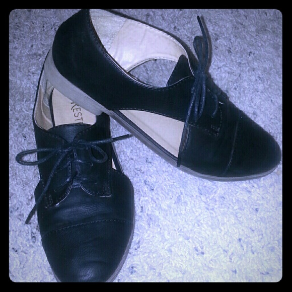 Black oxfords