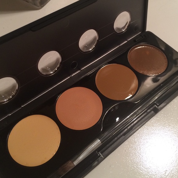 *SOLD* Motives Cosmetics Mavens Sculpt Series - Picture 3 of 4
