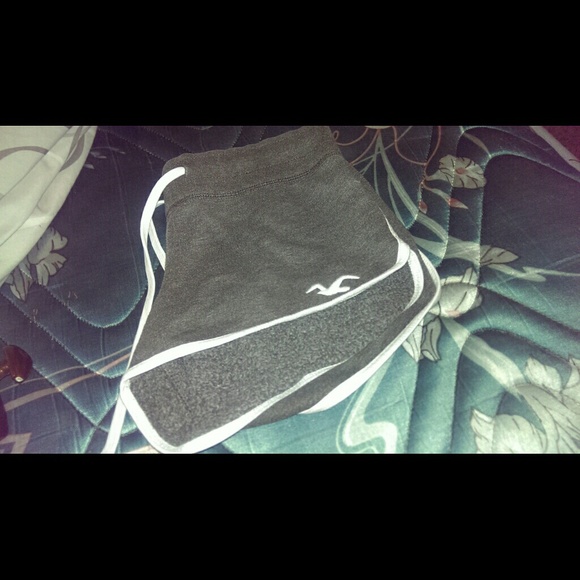 HOLLISTER SHORTS