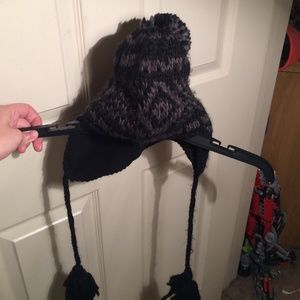 Billabong Pom beanie