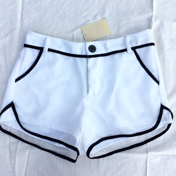๐HP๐white shorts w chiffon layer BNWT - Picture 2 of 4