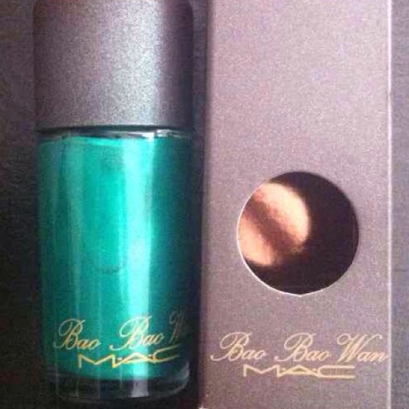BNIB Mac Imperial Green - Picture 1 of 1