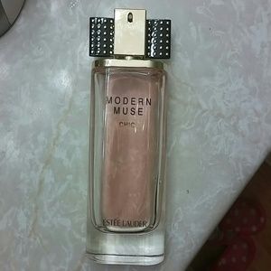 Modern Muse perfume