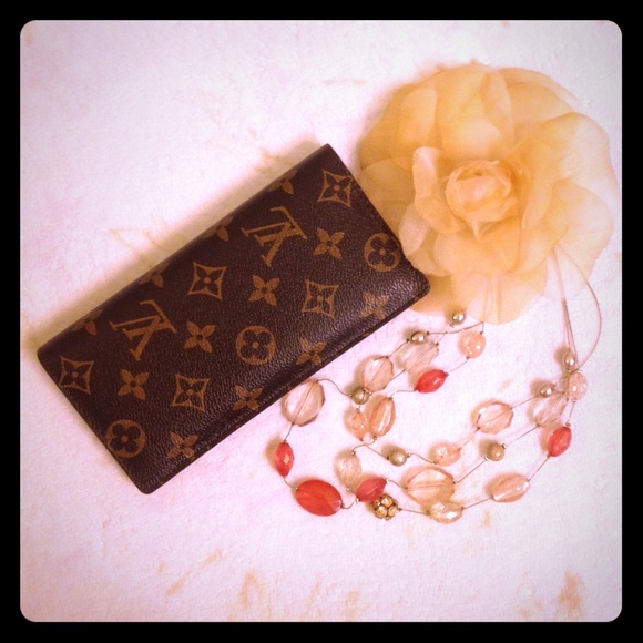 Monogram Long Wallet