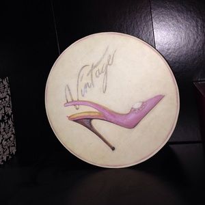 Round Vintage Paris Hat Box