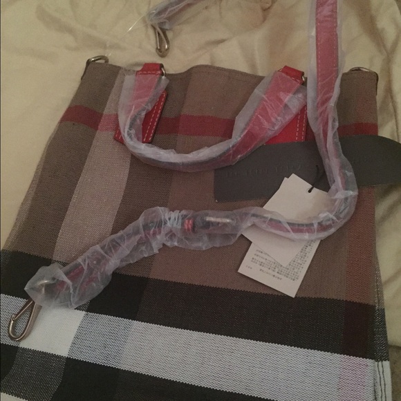 Burberry Tote - Picture 1 of 4