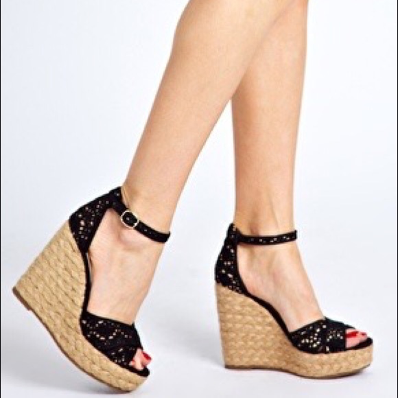 Steve Madden Shoes - Steve Madden Marrvil Wedge Espadrilles