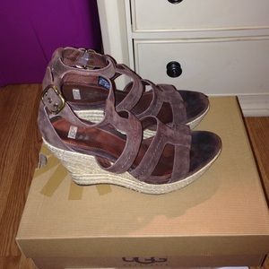 Ugg Lauri sandals in Chestnut 10