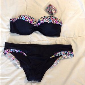 Worn once Victoria Secret Swim!