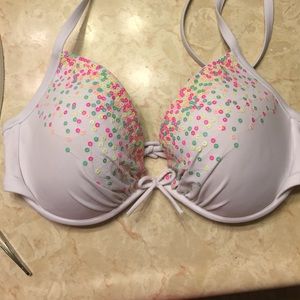Victoria's Secret bathing suit top! 34DD