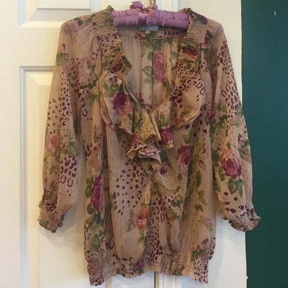 Ruffled top